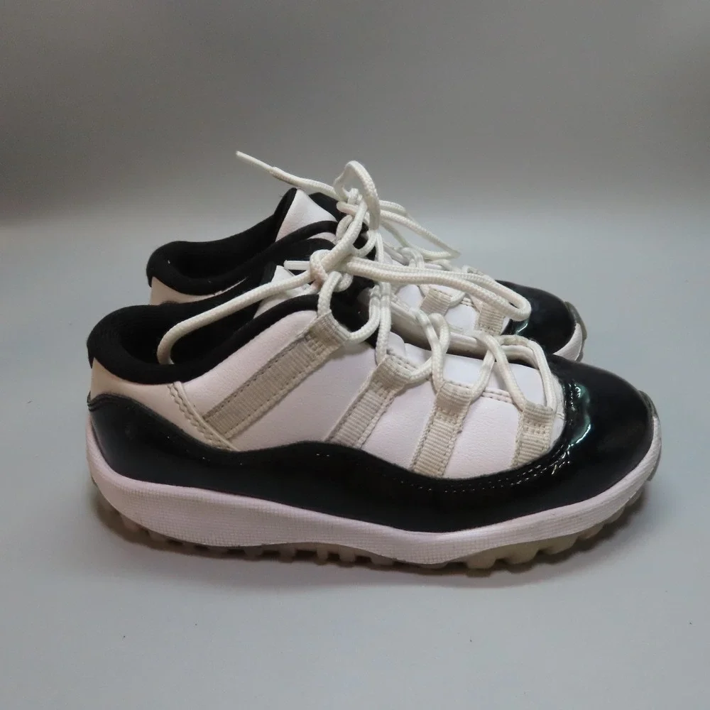 Nike Air Jordan 11‎ Retro Low Emerald Sneakers 505836-145 Toddler Size 10C